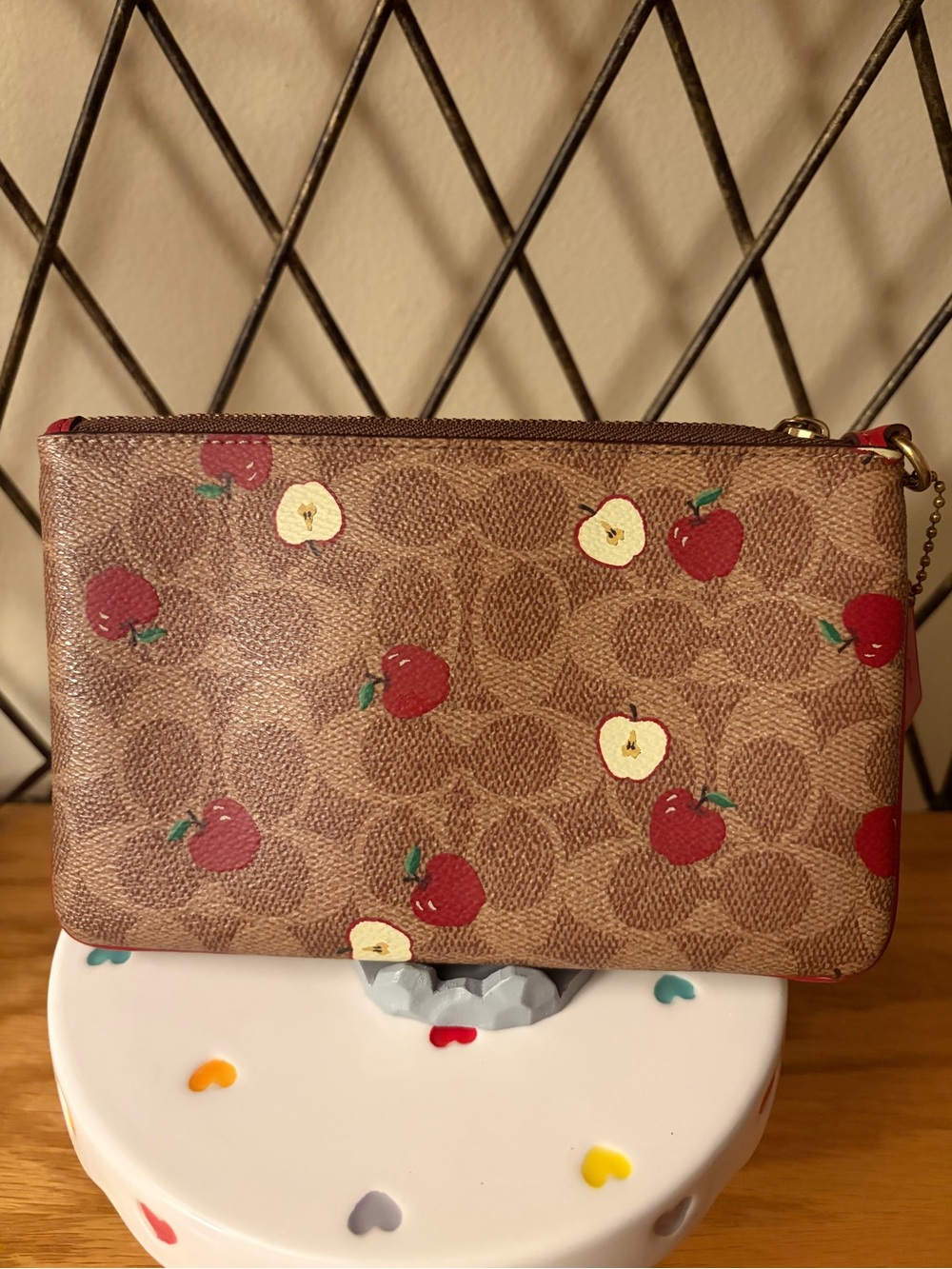 Coach “Apple Print” Zip Wristlet Euc - Picture 4 of 8